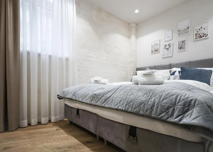Apartment Brand New! Gold - Right Near Schönbrunn Palace